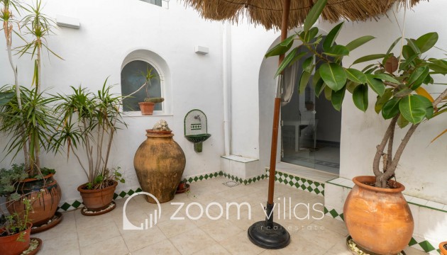 Revente - Maison de ville - Oliva