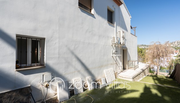 Reventa - Comercial - Benissa - Avenida La Marina