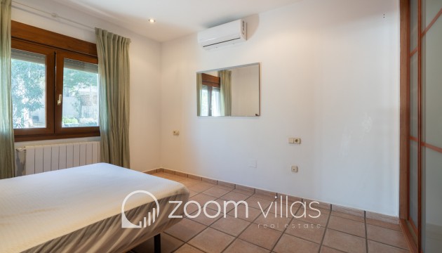 Reventa - Comercial - Benissa - Avenida La Marina