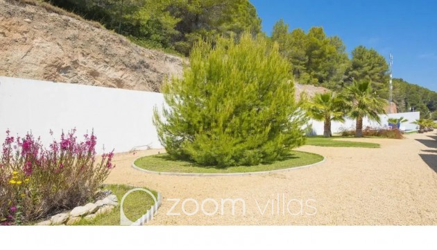 Wiederverkauf - Villa / Doppelhaushälfte - Calpe - 03710