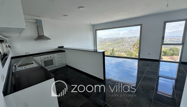 Wiederverkauf - Villa / Doppelhaushälfte - Calpe - 03710