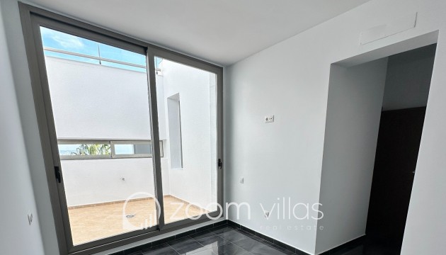 Wiederverkauf - Villa / Doppelhaushälfte - Calpe - 03710