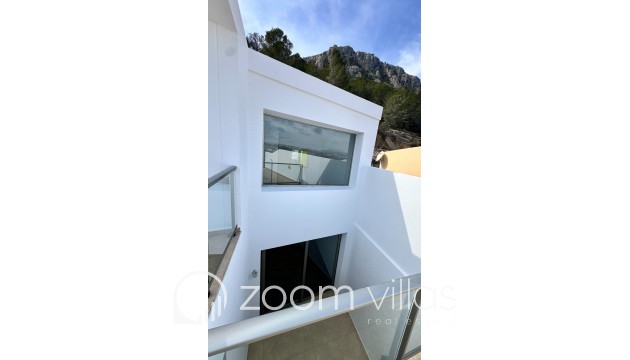 Wiederverkauf - Villa / Doppelhaushälfte - Calpe - 03710