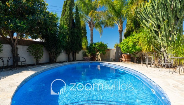 Resale - Villa - Jávea - Senioles