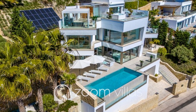 Resale - Villa - Moraira - Benimeit
