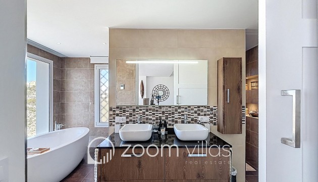 Resale - Villa - Benitachell  - Magnolias