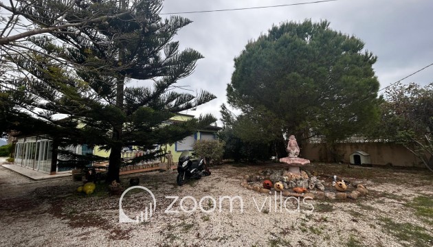 Resale - Villa - Benitachell  - 03726