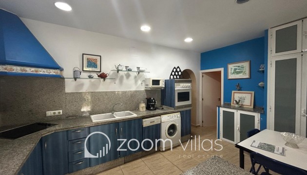Resale - Villa - Benitachell  - 03726