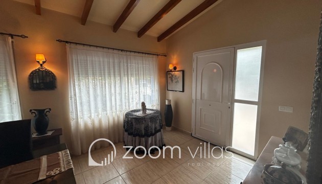 Resale - Villa - Benitachell  - 03726