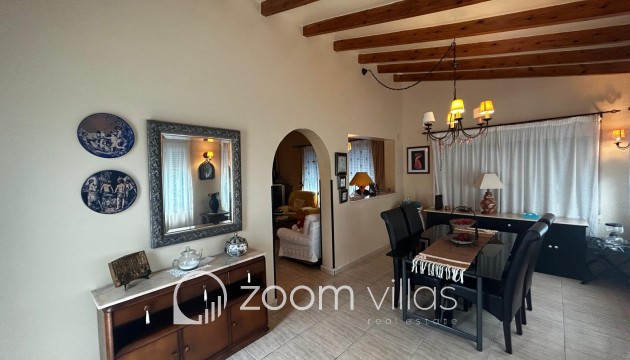 Resale - Villa - Benitachell  - 03726