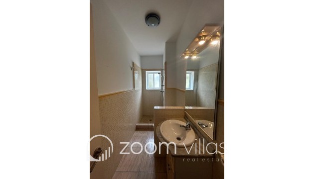 Resale - Villa - Benitachell  - 03726