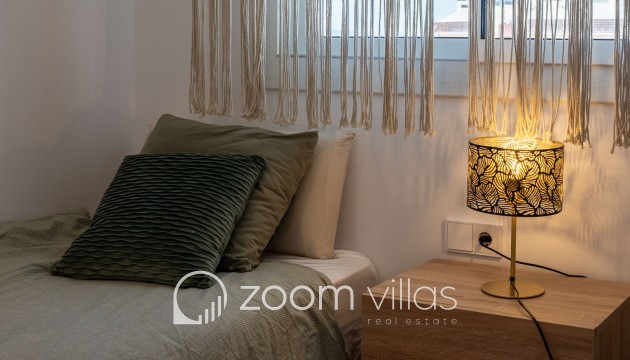 Revente - Appartement - Denia - Deveses