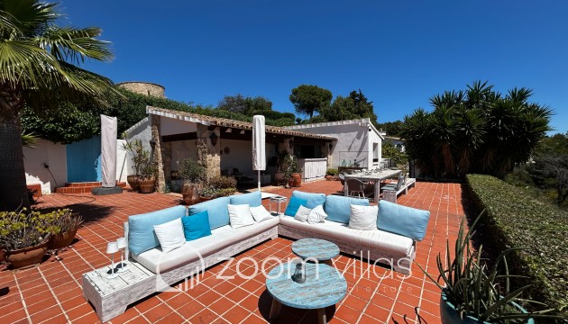 Resale - Villa - Benissa - 03720