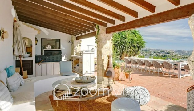 Resale - Villa - Benissa - 03720