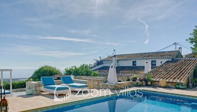 Resale - Villa - Benissa - 03720