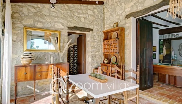 Resale - Villa - Benissa - 03720