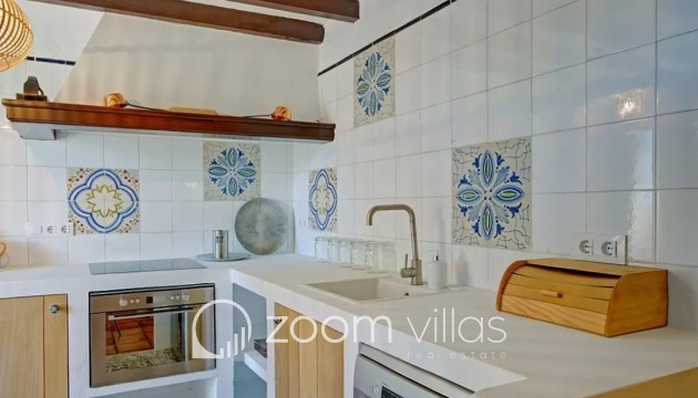 Resale - Villa - Benissa - 03720