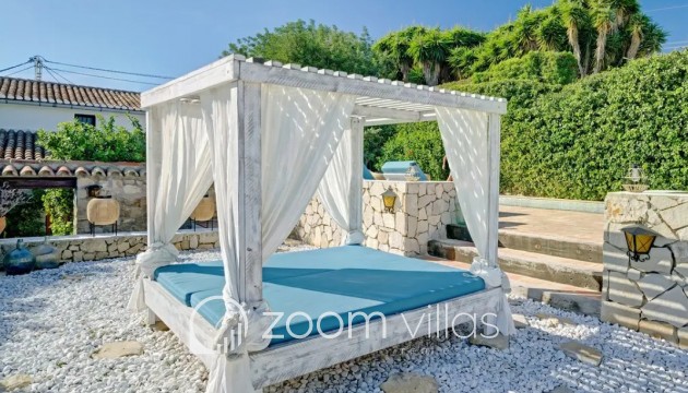 Resale - Villa - Benissa - 03720