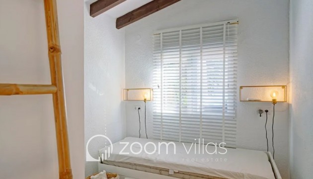 Resale - Villa - Benissa - 03720