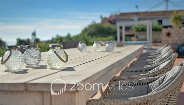 Resale - Villa - Benissa - 03720