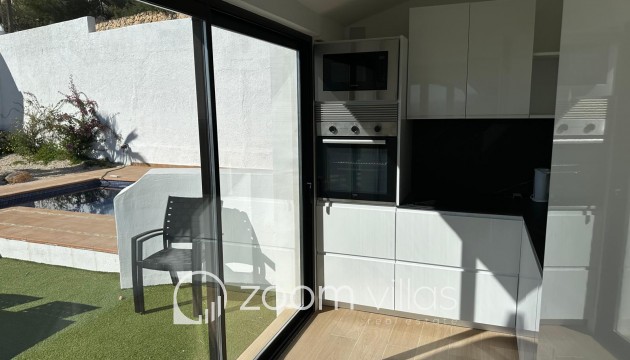 Resale - Villa - Calpe - 03710