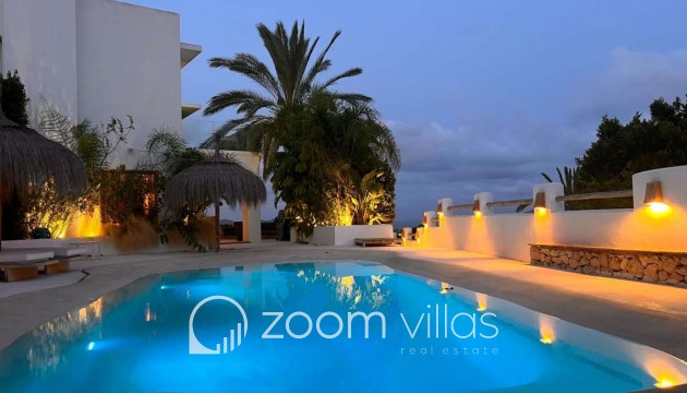 Resale - Villa - Benissa - Benissa Coast