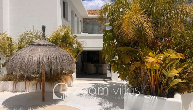 Resale - Villa - Benissa - Benissa Coast