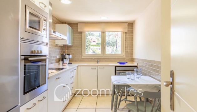 Resale - Apartment - Moraira - Centro