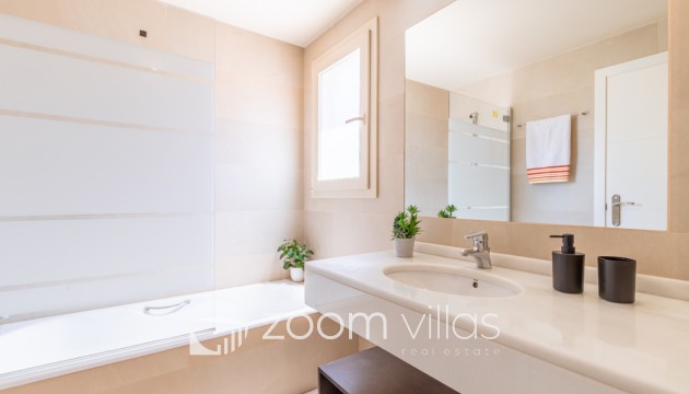 Resale - Apartment - Moraira - Centro