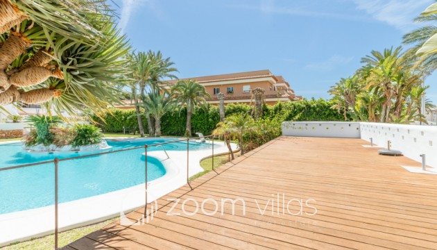 Resale - Apartment - Moraira - Centro