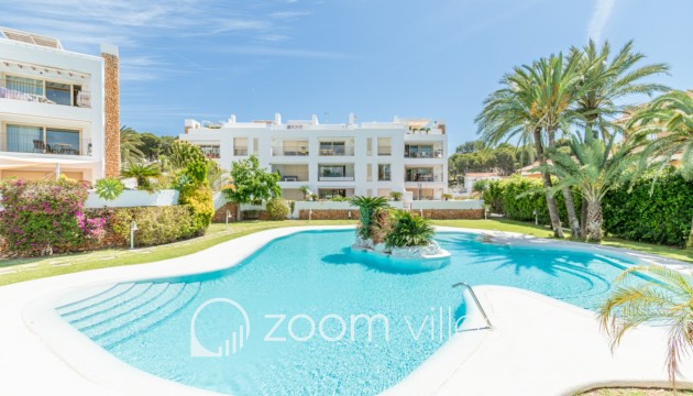 Resale - Apartment - Moraira - Centro