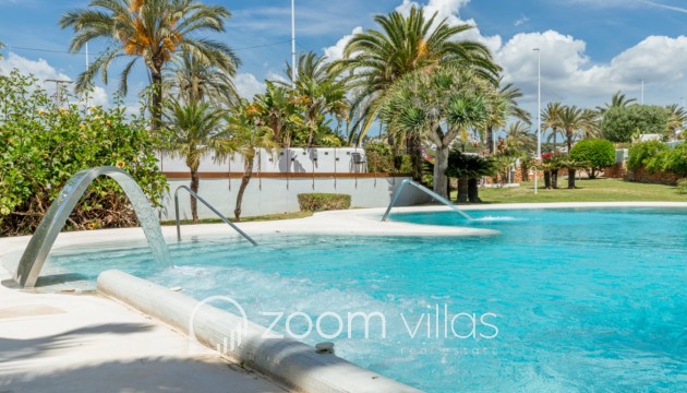 Resale - Apartment - Moraira - Centro