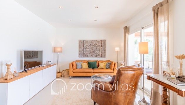 Resale - Villa - Moraira - Benimeit