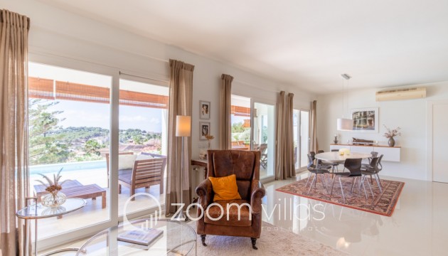 Resale - Villa - Moraira - Benimeit