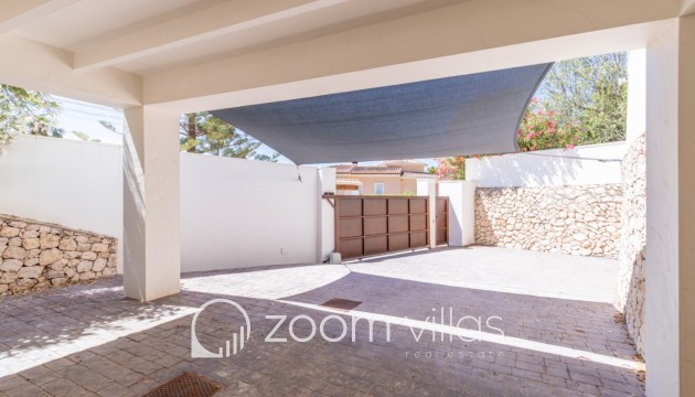Resale - Villa - Moraira - Benimeit