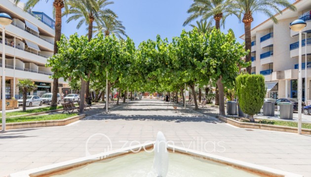 Resale - Apartment - Moraira - Centro urbano