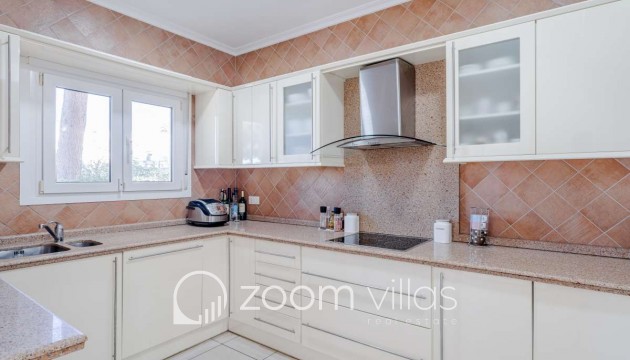 Resale - Villa - Benissa - Benissa Coast