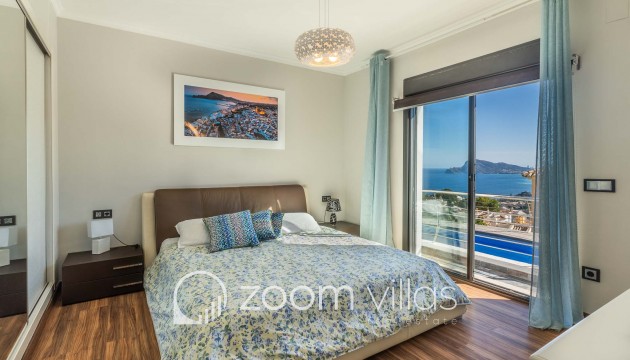 Resale - Villa - Altea