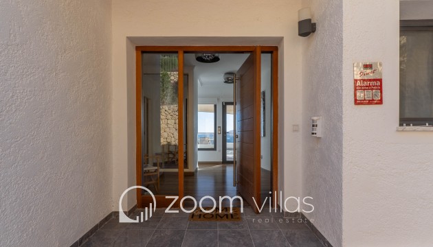Resale - Villa - Altea