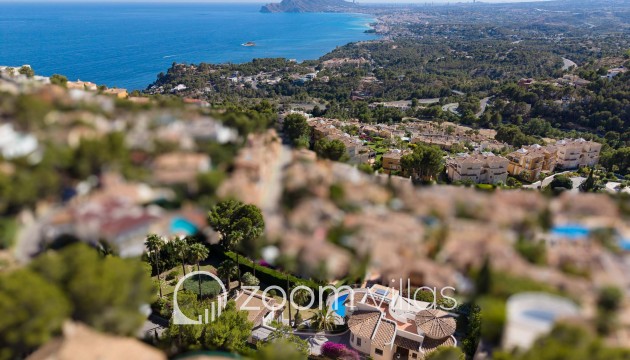 Resale - Villa - Altea