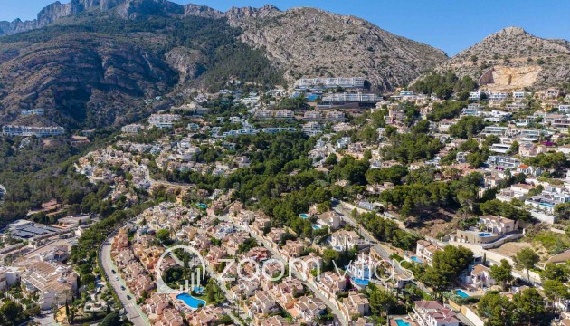 Resale - Villa - Altea