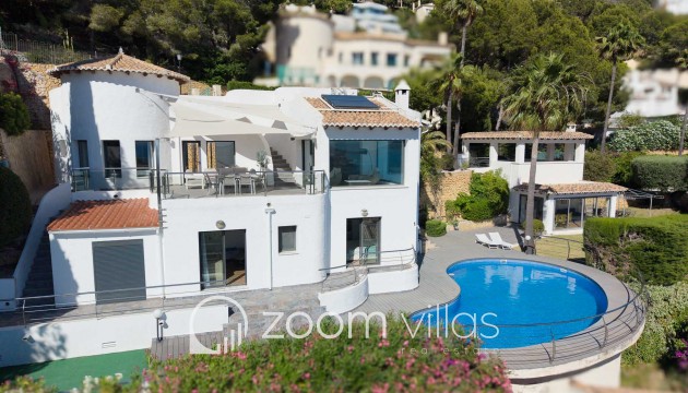 Resale - Villa - Altea