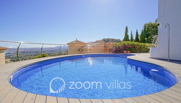 Resale - Villa - Altea