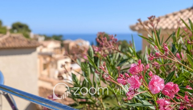Resale - Villa - Altea