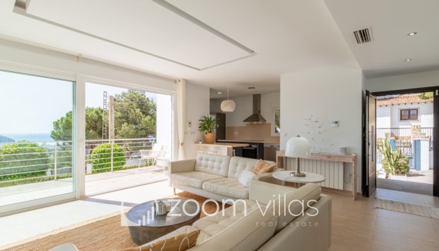 Resale - Villa - Moraira - Benimeit