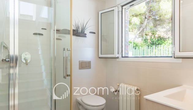 Resale - Villa - Moraira - Benimeit