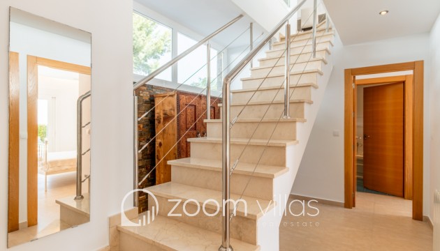 Resale - Villa - Moraira - Benimeit