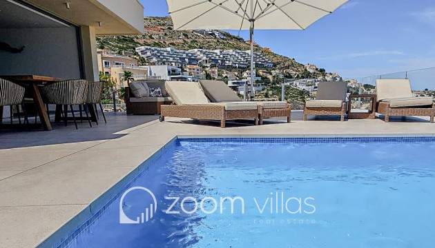 Resale - Villa - Benitachell  - Cumbre del Sol