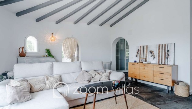 Resale - Villa - Calpe