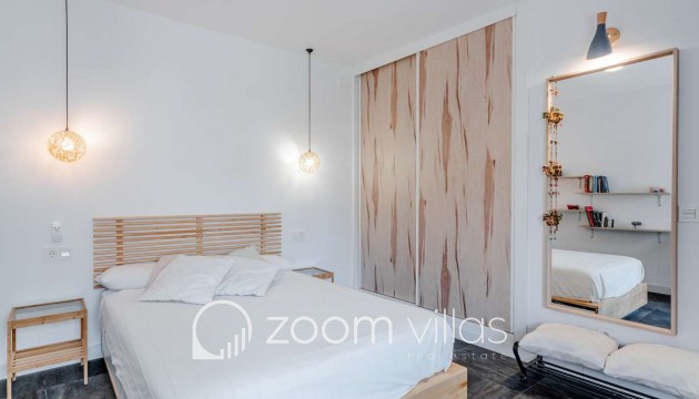 Resale - Villa - Calpe
